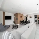 Διαμέρισμα Andro Ii Μακάρσκα