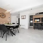 Andro Ii * Μακάρσκα