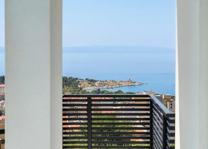 Andro Ii Apartman Makarska