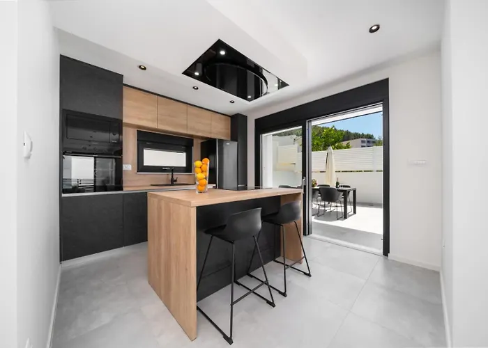 Andro Ii Apartman Makarska