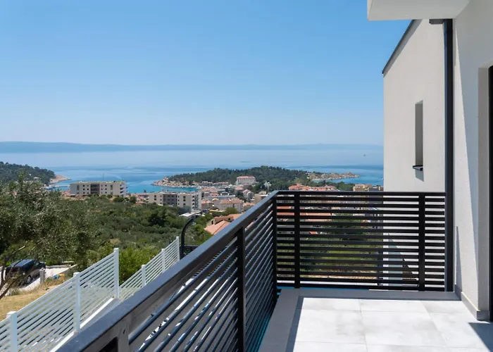 Andro Ii Appartement Makarska