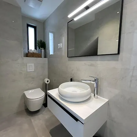 Andro Ii Appartement